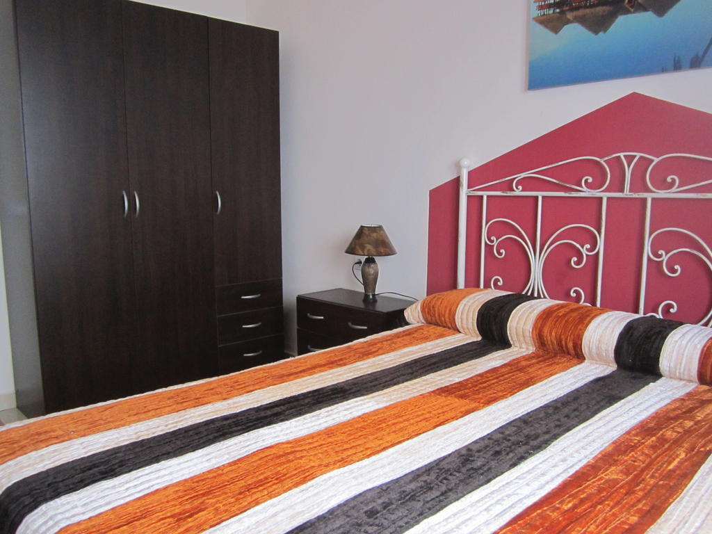 Apartamentos Venta Don Quijote Almagro Bagian luar foto