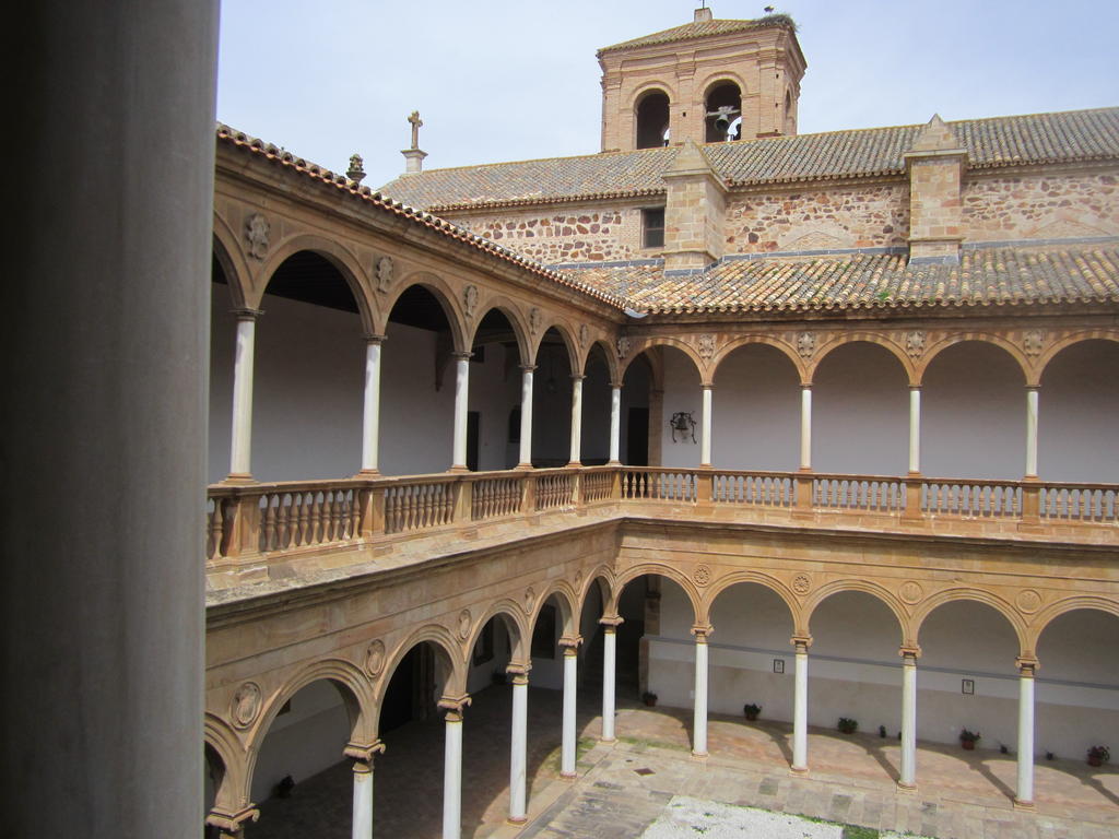 Apartamentos Venta Don Quijote Almagro Bagian luar foto