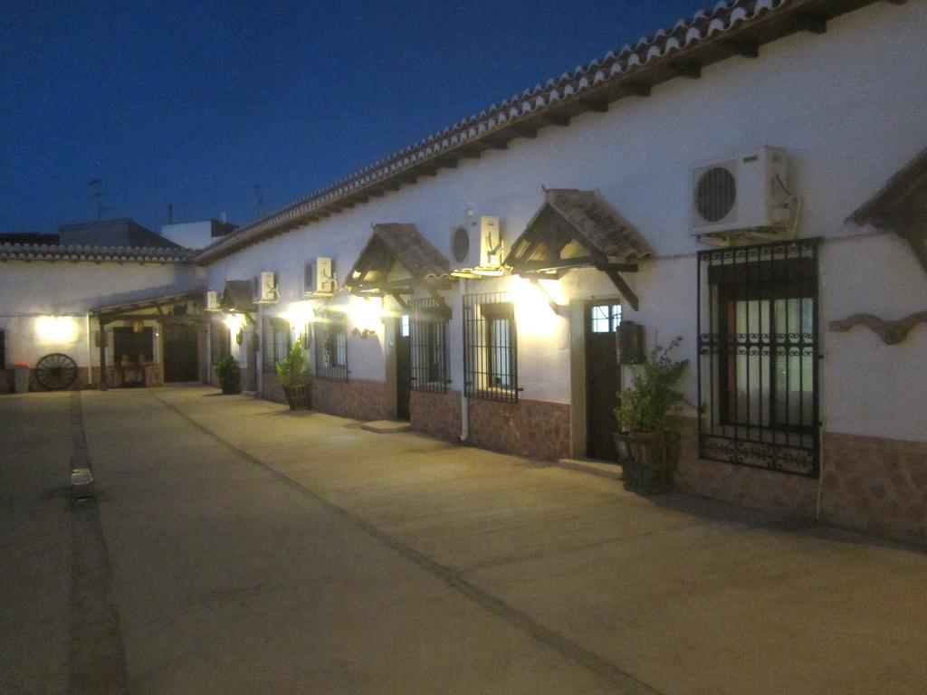 Apartamentos Venta Don Quijote Almagro Bagian luar foto